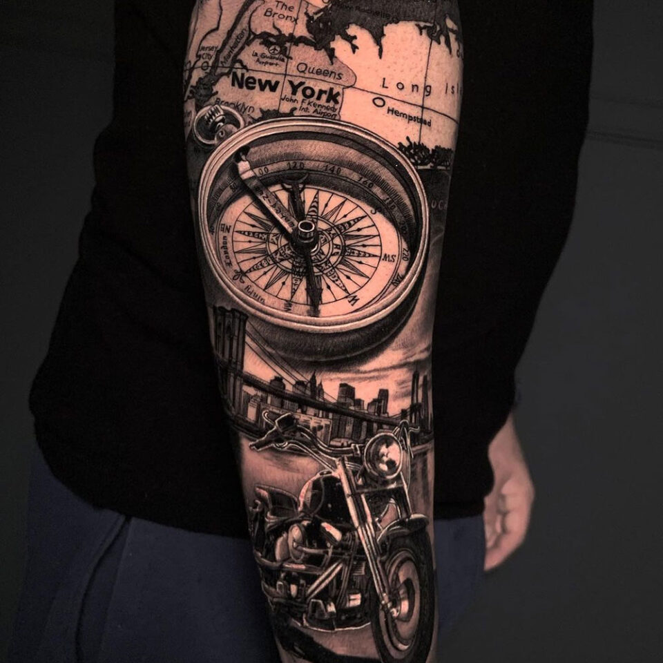 3d realistic compass tattoo Source @dani_moreno_garcia via Instagram