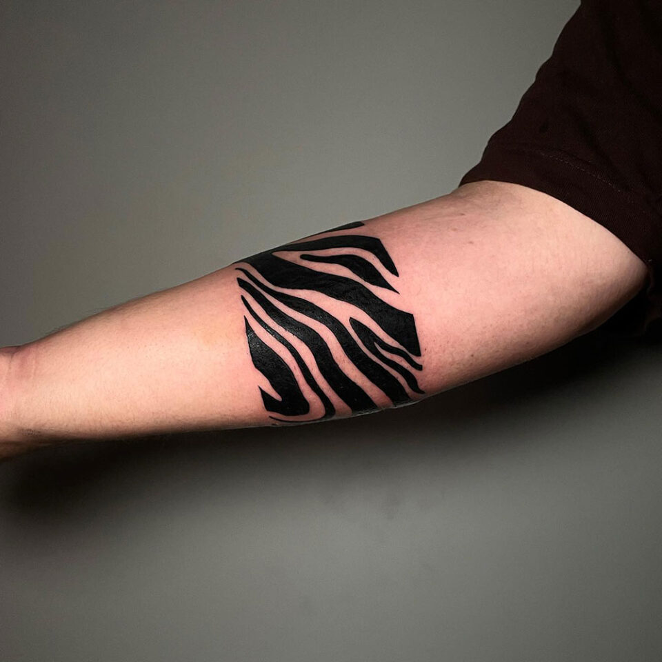Bengal Tiger Stripes Pet Tattoo Source @hipso_tattoo via Instagram