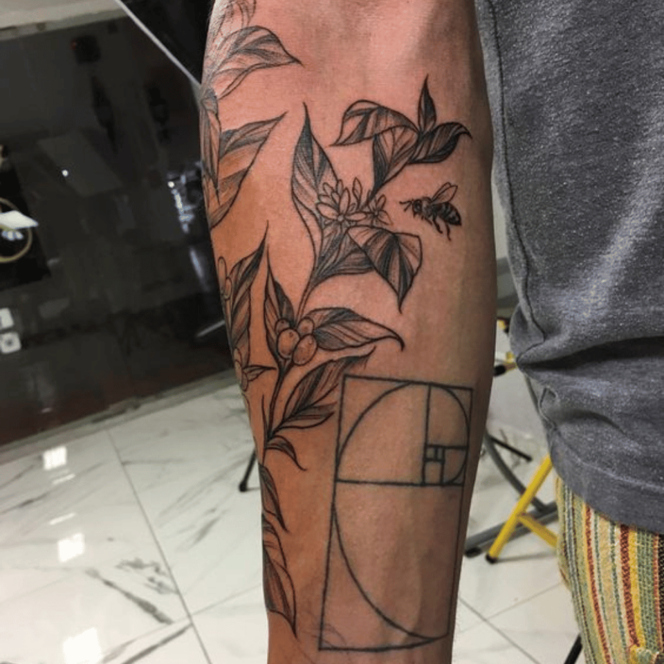 Fibonacci Sequence Bee Tattoo Source @dalia_ahumada via Instagram