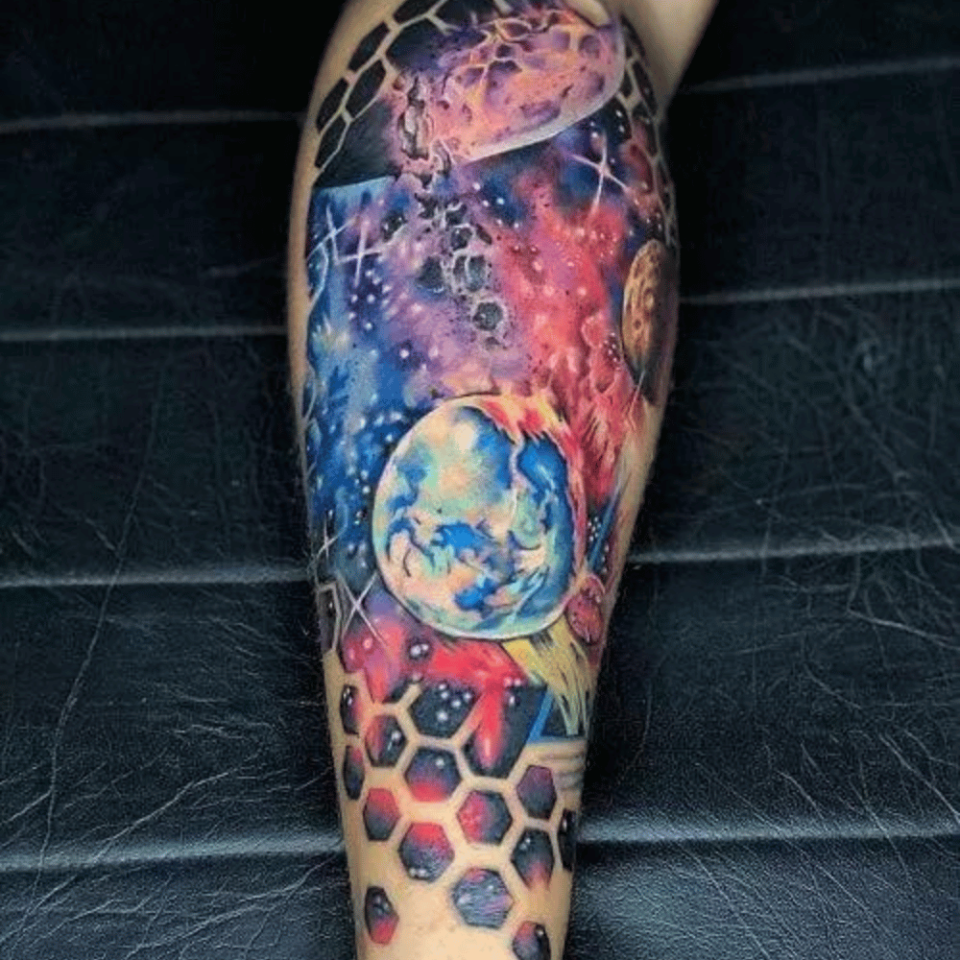 Galaxy Star Tattoo Source @samu_tattoos via Instagram