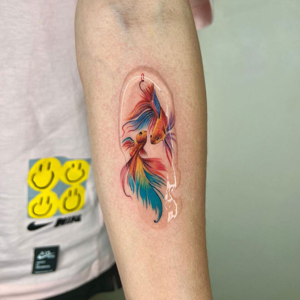 Fonte de tatuagem de animal de estimação em estilo aquarela @cientattoo via Instagram