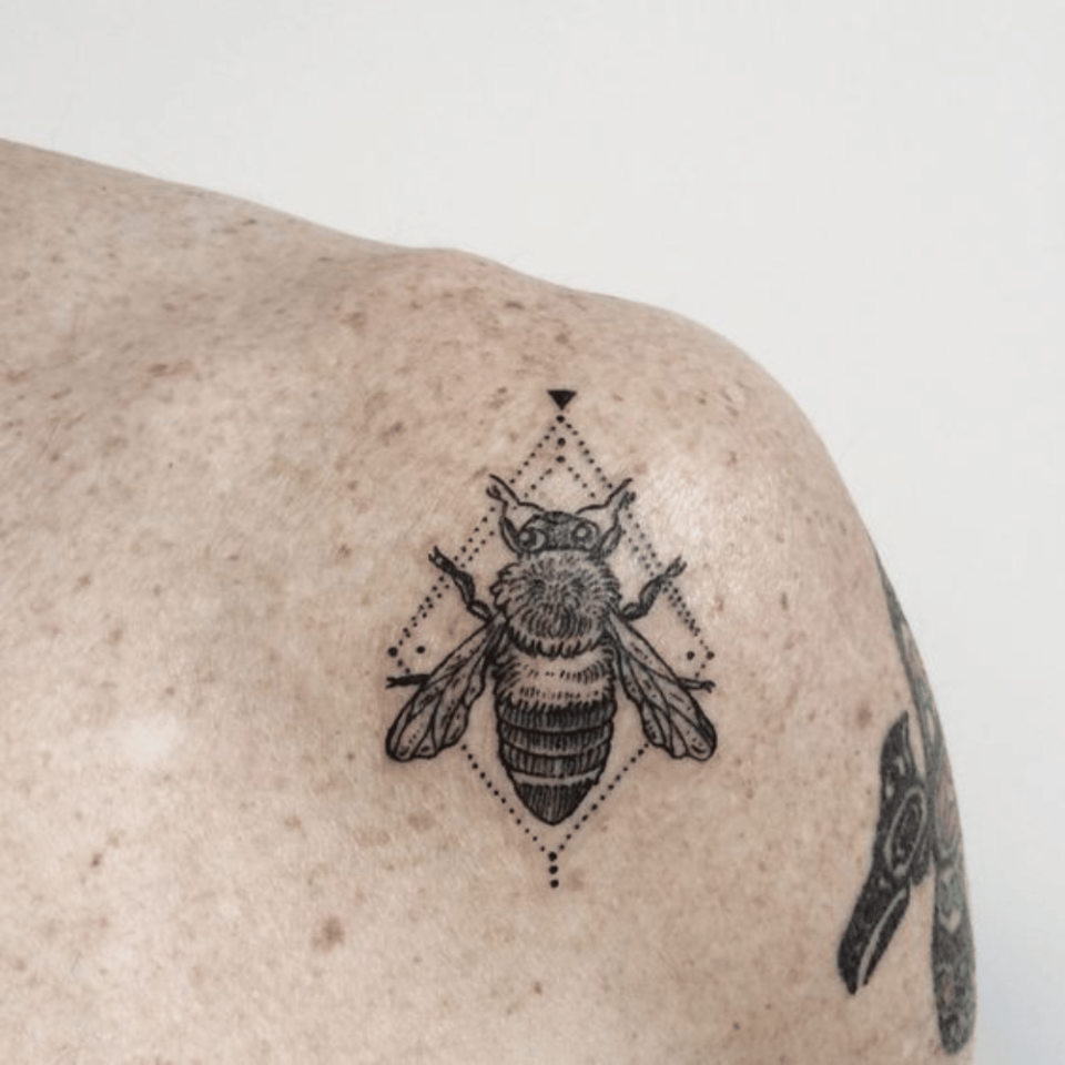 Zodiac Sign Bee Tattoo Source_ @ponyreinhardt.tumblr.com