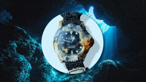 Australian Surfer Finds Old Rolex On Bottom Of Ocean… And It Still Works