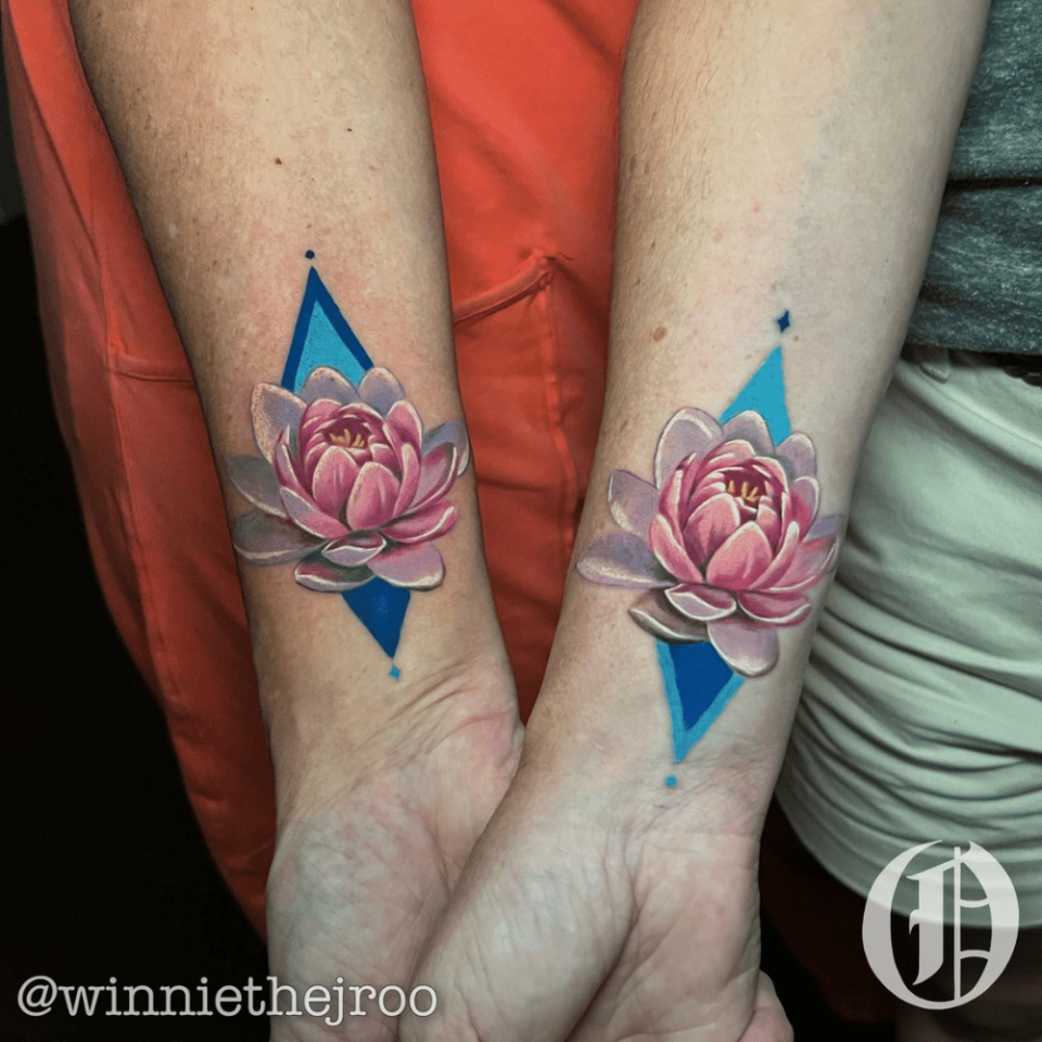 Flower Bloom Matching Tattoo Source @winniethejroo via Instagram