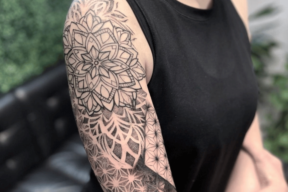 Tattooland | Arte Tattoo - Ed Perdomo Mandala Tattoo Designs
