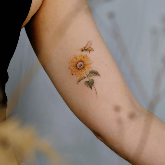 Honey Bee Sunflower Tattoo Source @miko_nyctattoo via Instagram