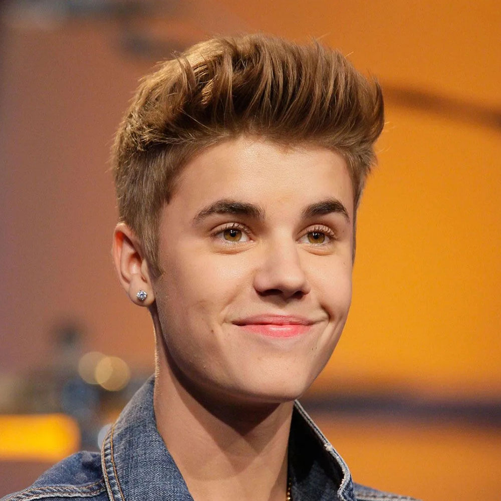 Corte de cabelo de Justin Bieber Fonte gq.com