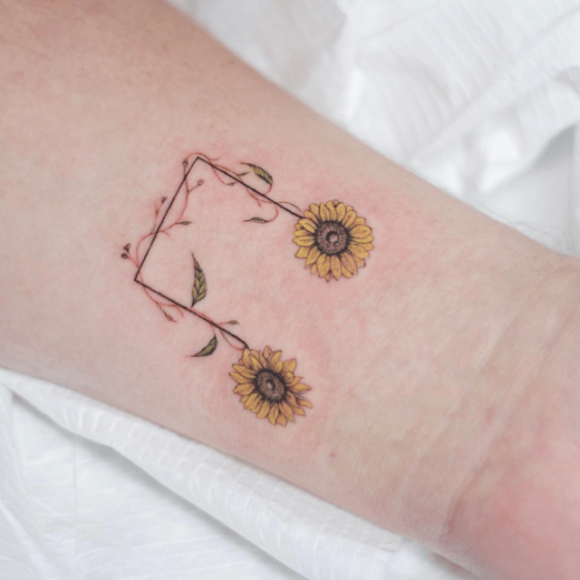 Music Notes Sunflower Tattoo Source @miko_nyctattoo via Instagram