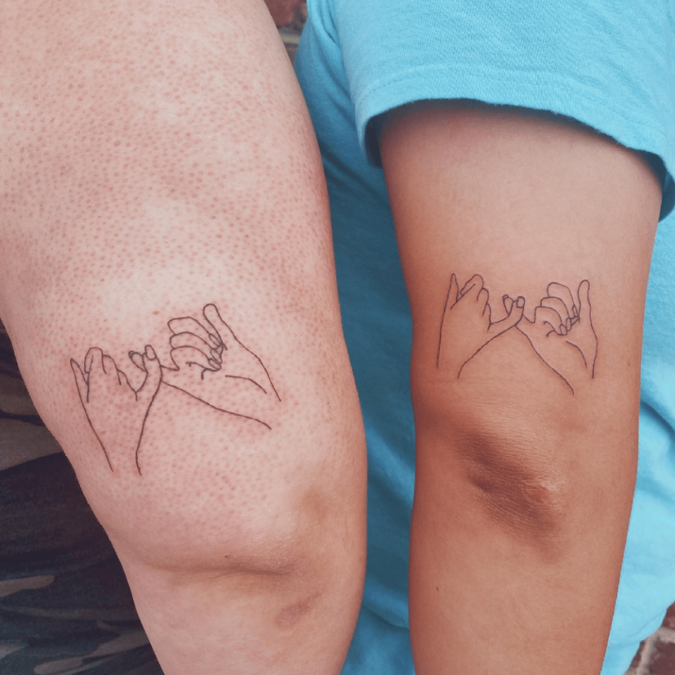 Pinky Promise Matching Tattoo Source @vibetattoo.ut via Instagram