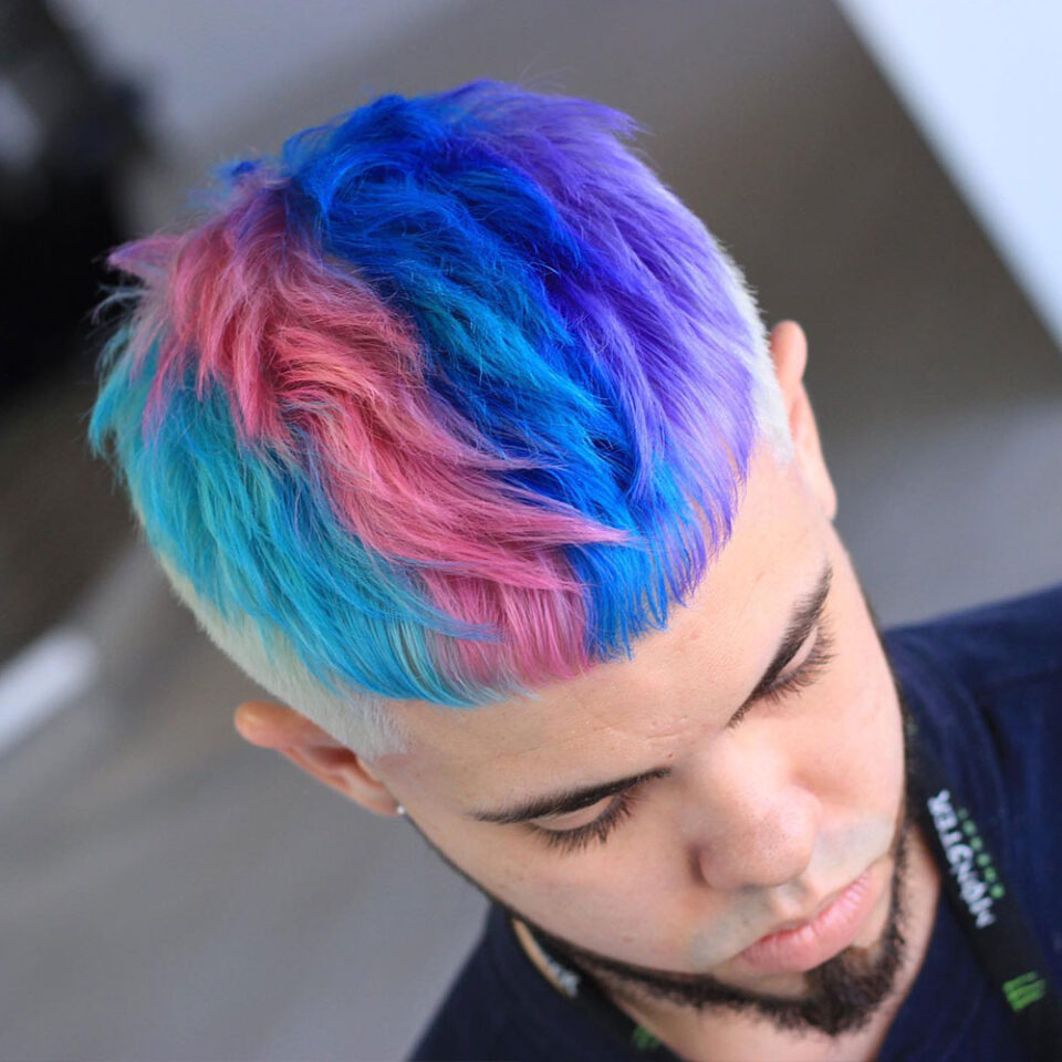 Corte de cabelo do arco-íris Edgar