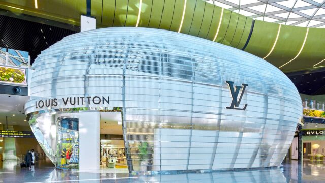 Louis Vuitton’s Secret Lounge Fleecing “Confused” Customers In The World’s Most Luxurious Airport