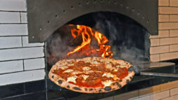New York City ‘Declares War On Pizzas’ With New Law; Elon Musk & Dave Portnoy Weigh In
