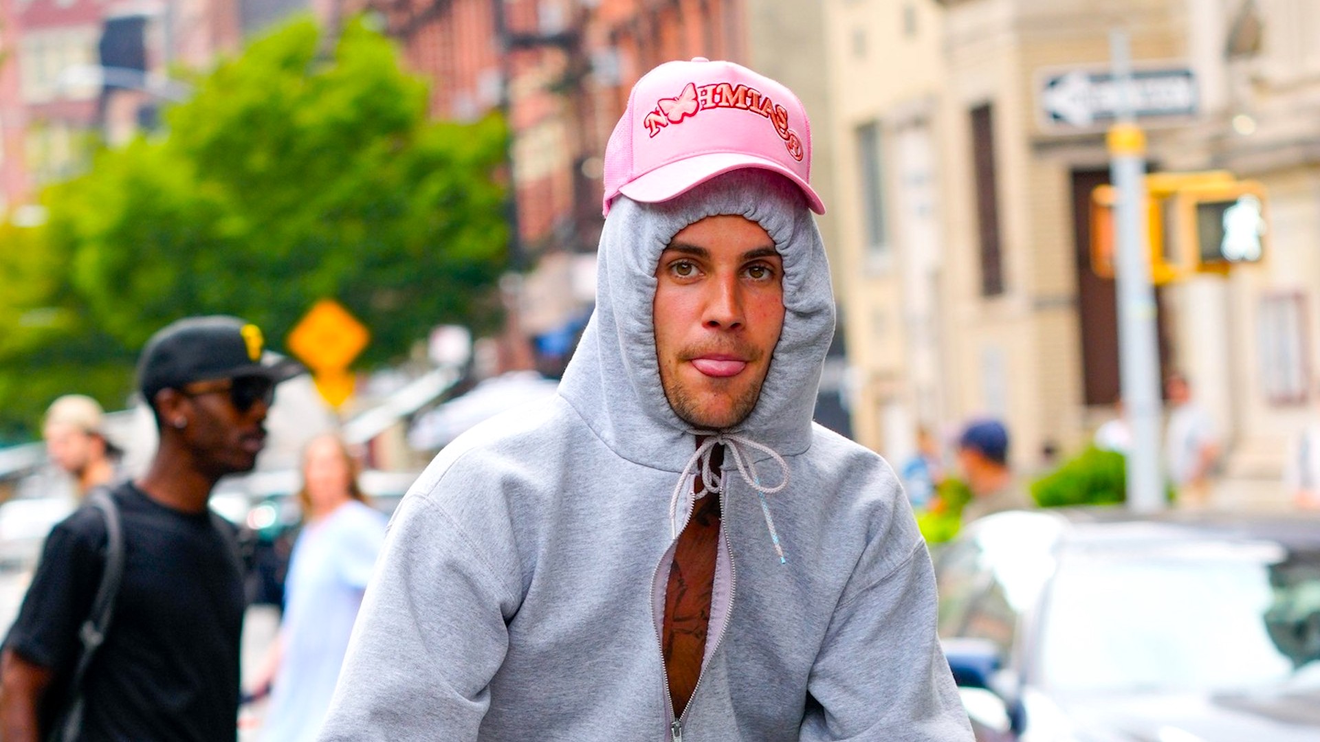 Justin Bieber's 'Hat Over Hoodie' Look Kickstarts Ridiculous New