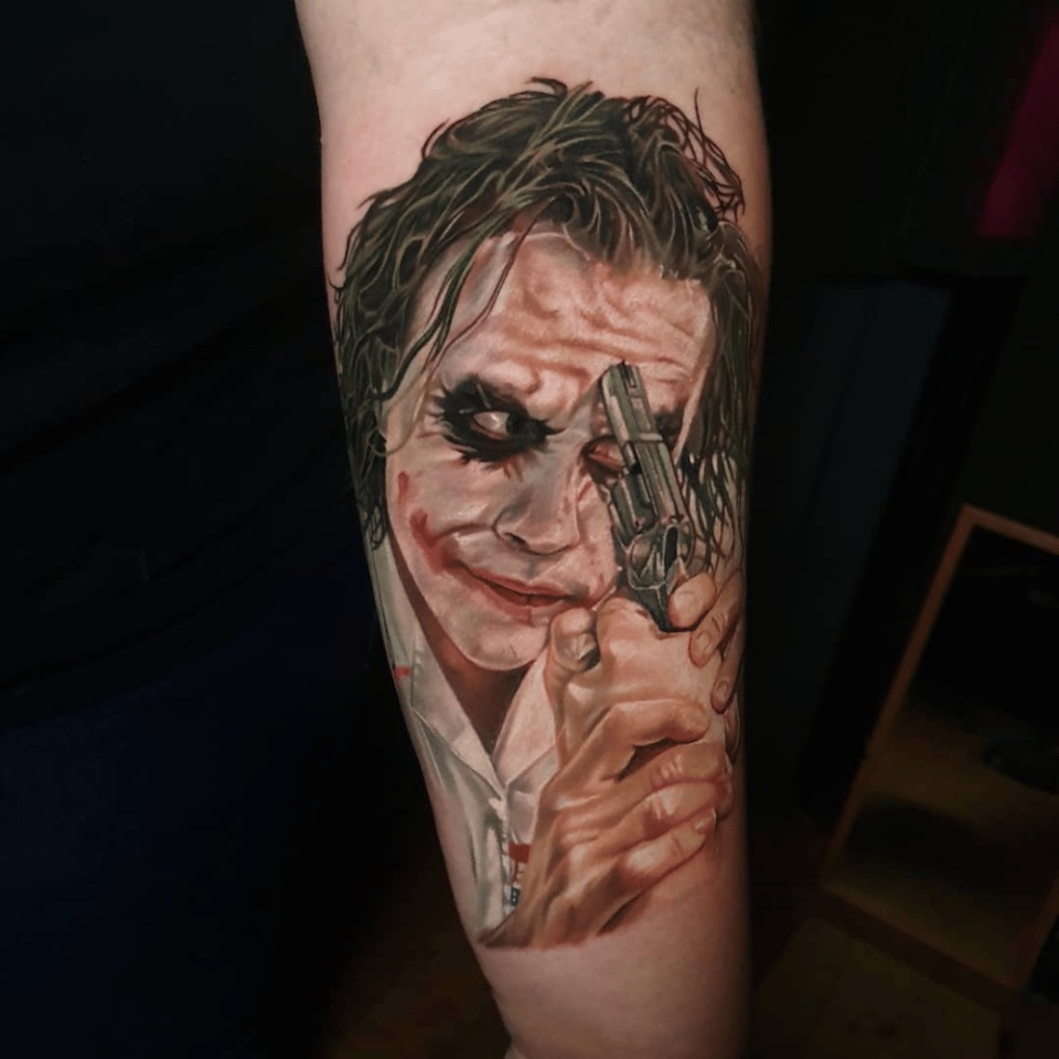 Heath Ledger's Joker from _The Dark Knight_ Source @amyedwardstattoo via Instagram