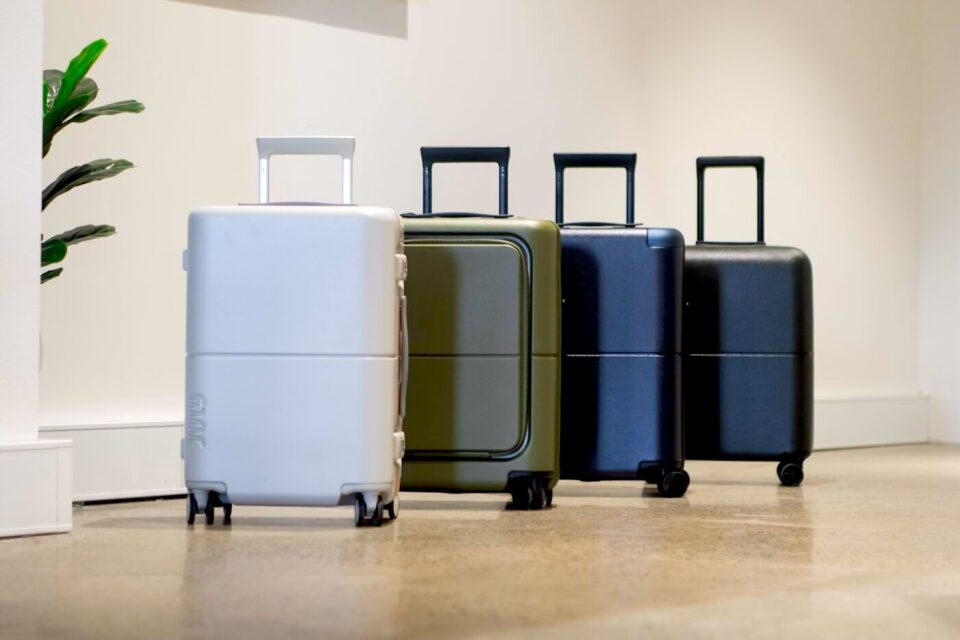 July Luggage Review CarryOn Luggage Tested And Ranked