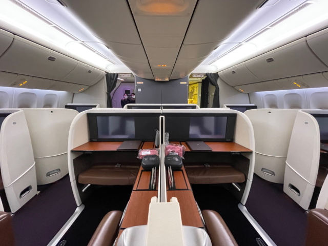 Which Airlines Offer First Class Travel?